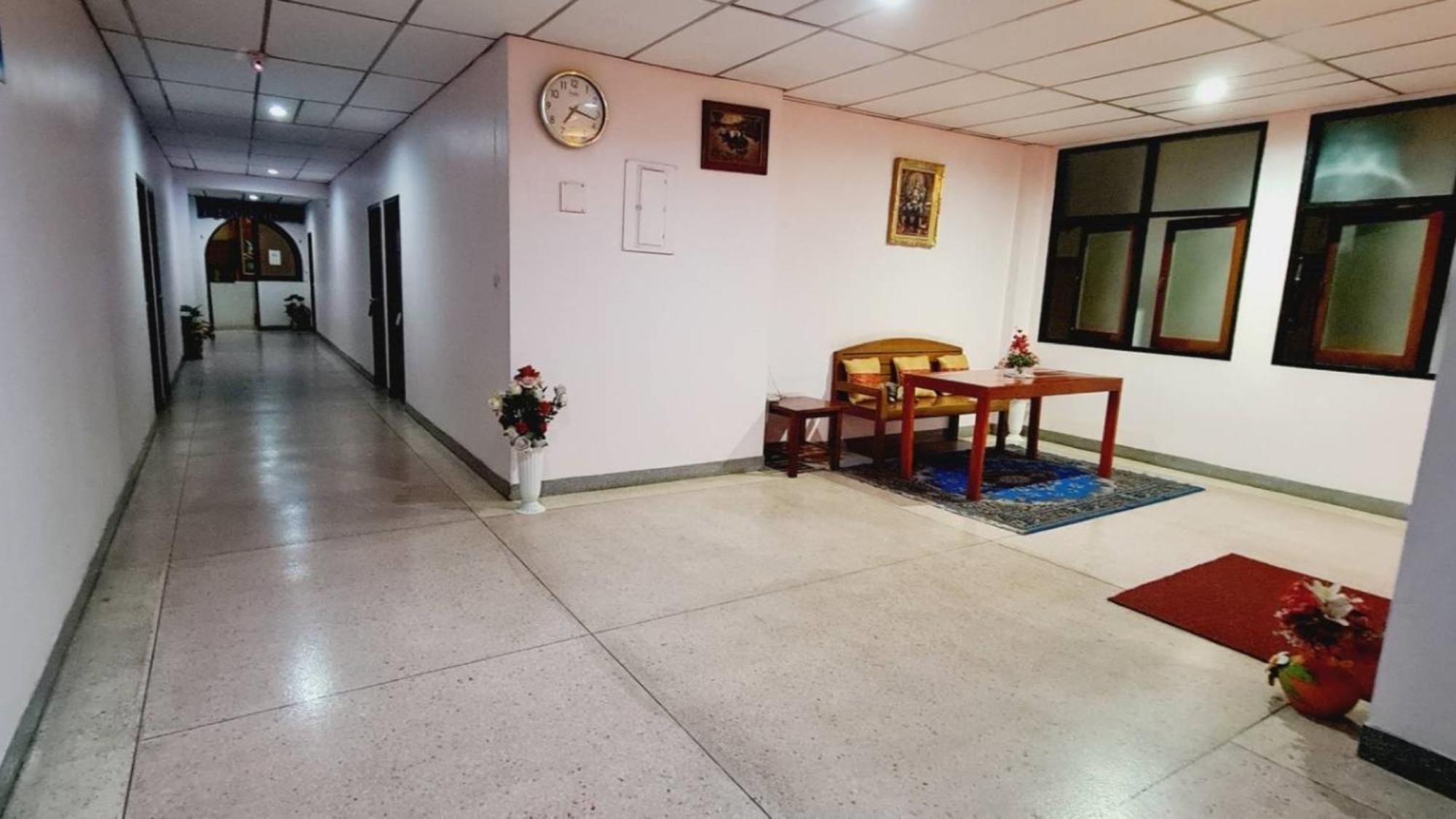 Royal Land Mae Klong Hotel Szamutszongkhram Kültér fotó